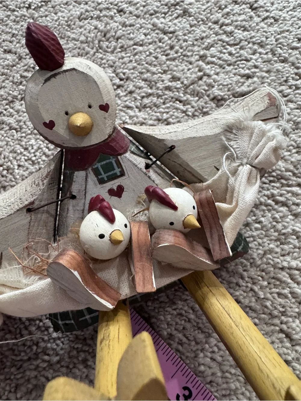 Vintage Wooden Hen w/ Chicks Shelf Sitter Home Decor Chickens Country Kitchen